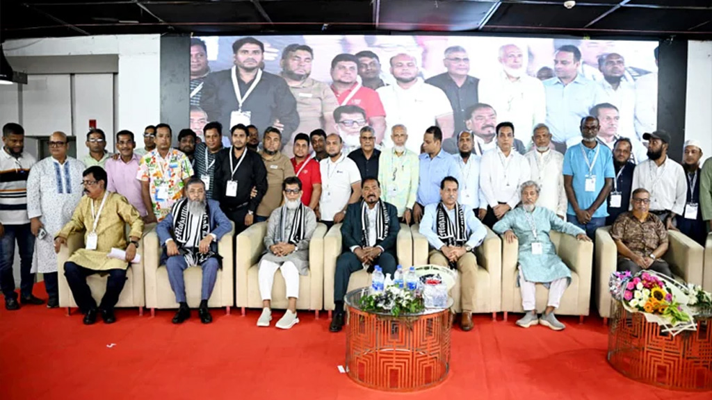 ক্রীড়াঙ্গনকে রাজনীতিমুক্ত করতে হবে: স্পিকার