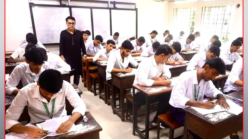 বৈরী আবহাওয়ায় পরীক্ষা দিতে না পারা এইচএসসি পরীক্ষার্থীদের ২৯ জুলাইয়ের মধ্যে নিবন্ধনের আহ্বান