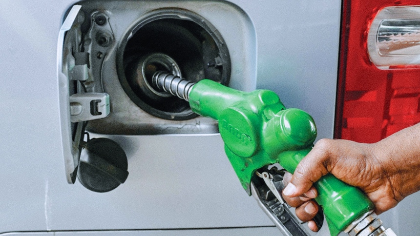 জ্বালানি সংকটে বড় সিদ্ধান্ত আসছে: বাড়তে পারে ছুটি, ফিরছে অনলাইন ক্লাস