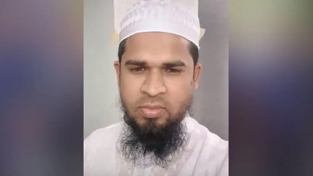 মাদরাসাছাত্রী ধর্ষণ ও অন্তঃসত্ত্বা : অভিযুক্ত সেই শিক্ষক গ্রেপ্তার