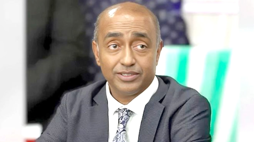 শেখ হাসিনা দেশে ফিরে গণহত্যার দায় নিয়ে কারাগারে যাবেন, আশা আইনমন্ত্রীর