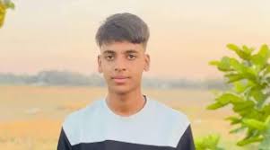 বাঙ্গি ক্ষেতে পড়ে ছিল স্কুলছাত্রের গলাকাটা লাশ