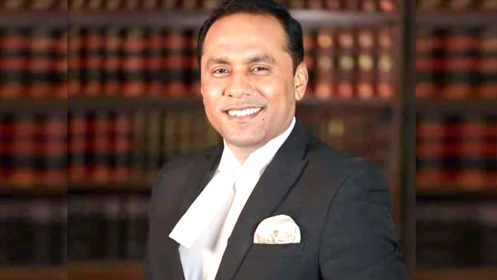 অধিবেশনে শৃঙ্খলা ভঙ্গ: ফোনে কথা ও ফ্লোর ক্রসে ক্ষোভ, সতর্ক ডেপুটি স্পিকার